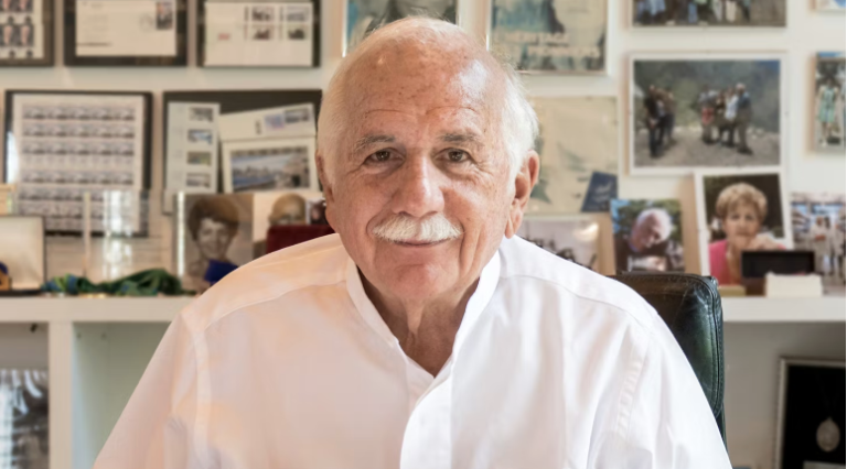 Moshe Safdie